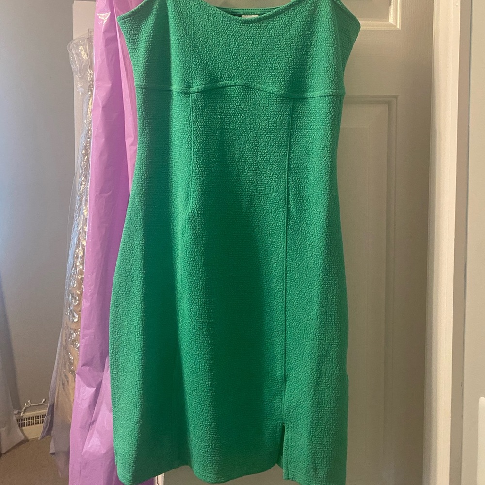 Green bodycon dress